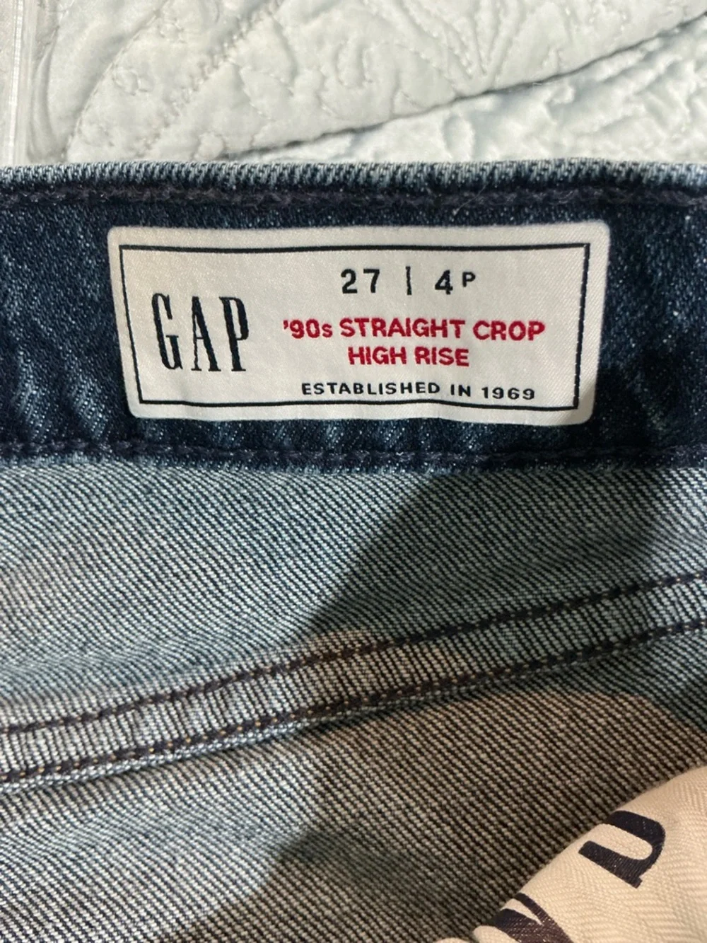 🤎 Gap Women’s 90s Straight Crop High Rise Blue Denim Jeans - 4 / 27 Petite - Picture 3 of 5